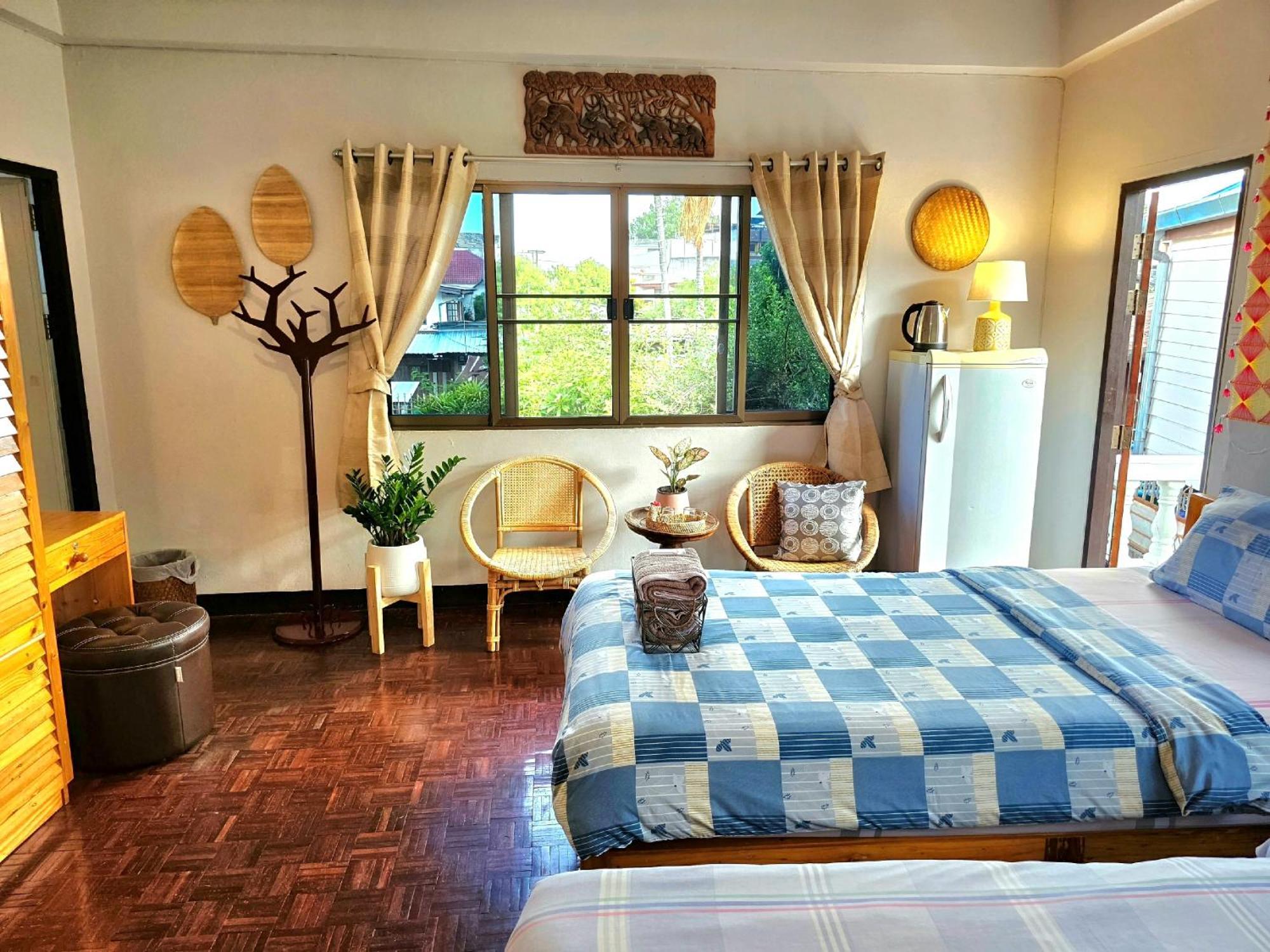 Bed And Terrace Guesthouse Chiang Mai Quarto foto